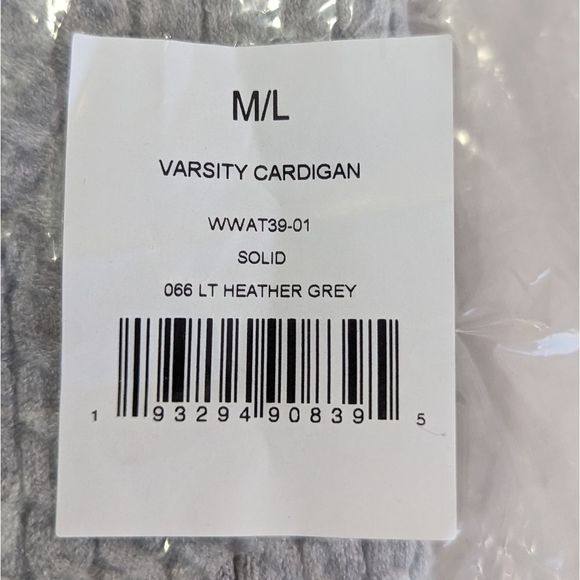 WeWoreWhat Varsity Schoolgirl V-neck Cable Cardigan Sz M/L NWT Heather‎ Gray - Picture 15 of 15